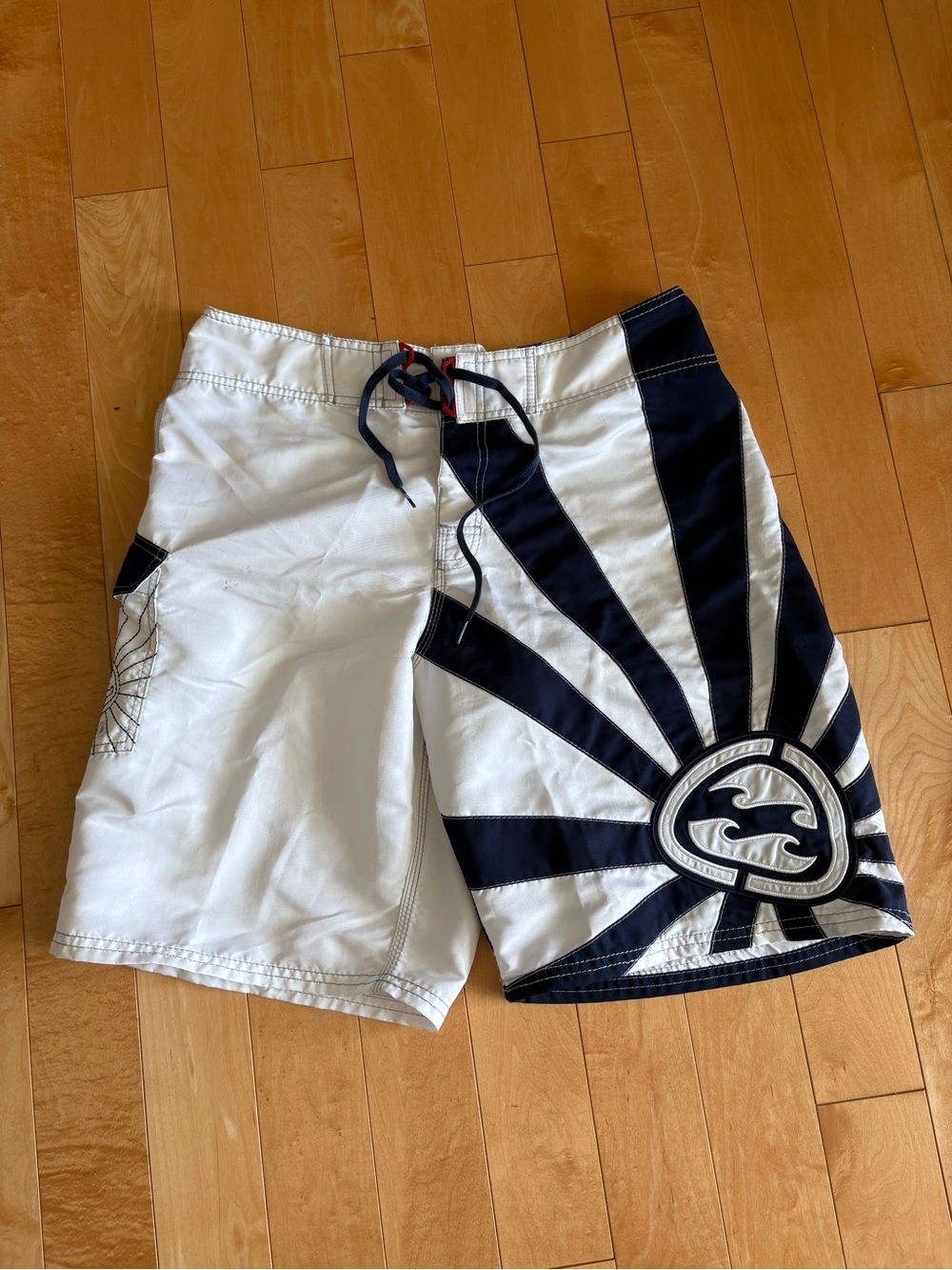 Y2k billabong Andy irons “rising sun” board shorts